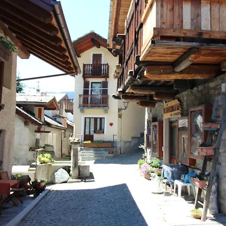 Appartamento Il Camoscio - Affitti Brevi Italia Brusson Exterior photo